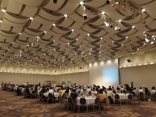 2010/9/4総会 神倉先生乾杯