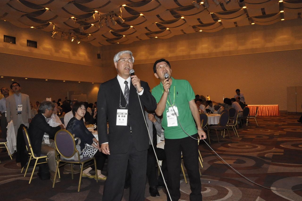 2012/6/2総会 校歌斉唱
